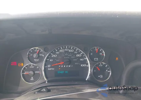 2017 Chevrolet Express 2500 Work Van z USA, uszkodzony, nr VIN 1GCWGAFFXH1343993